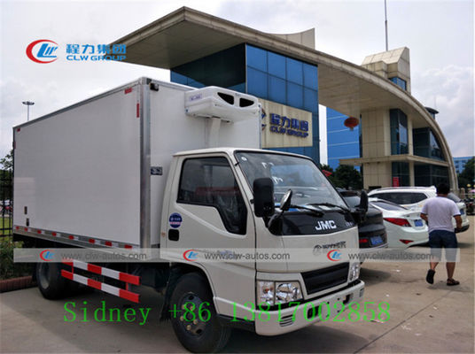 JMC 4X2 Small Refrigerated Truck For Food Transport