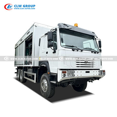Sinotruk HOWO 6x6 All-Wheel Drive Crude Oil Tanker with 371HP Diesel Engine and Carbon Steel Tank for Off-Road Logistics